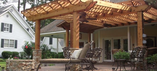 Украшаем сад перголой и вьюнами