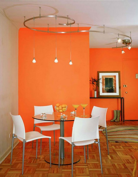 Оранжевый цвет в интерьере столовой